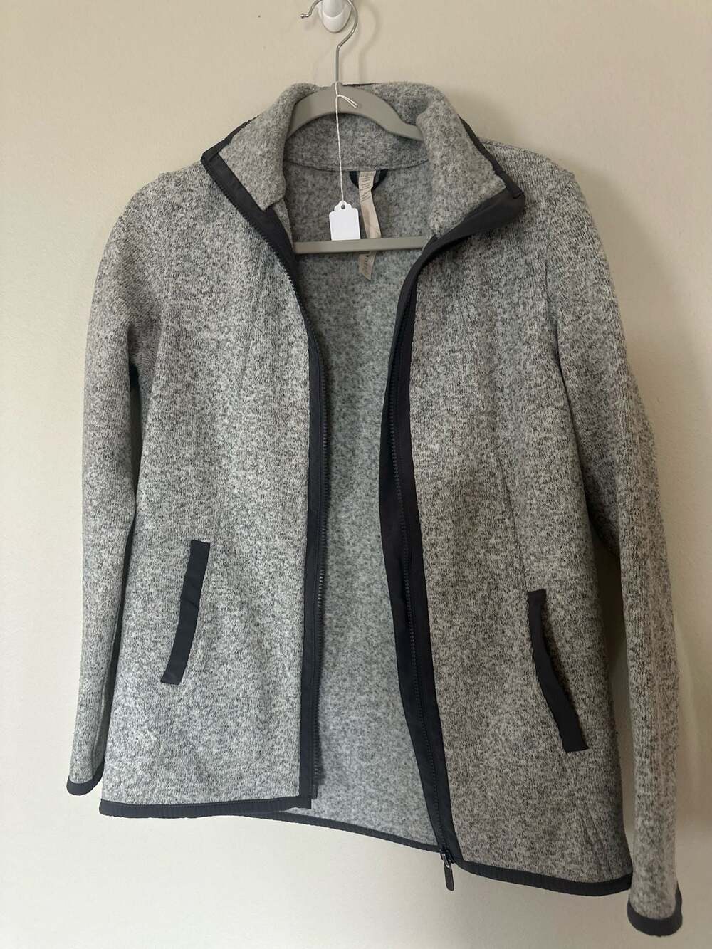 Lululemon Women's Size 4 Full Zip Mock Neck Jacket Pockets Heathered Gray